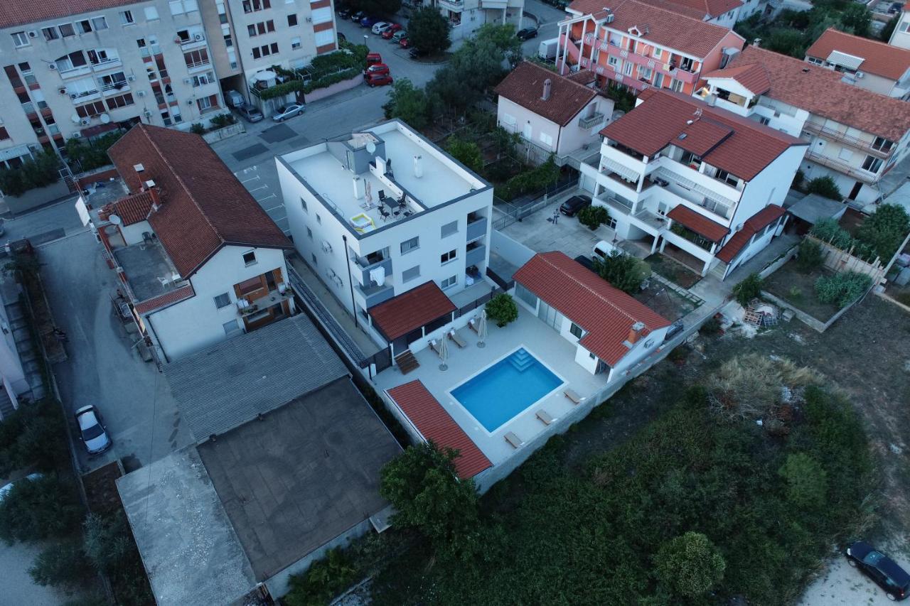 Apartment Zara - Luxury Apartment With Private Pool 外观 照片