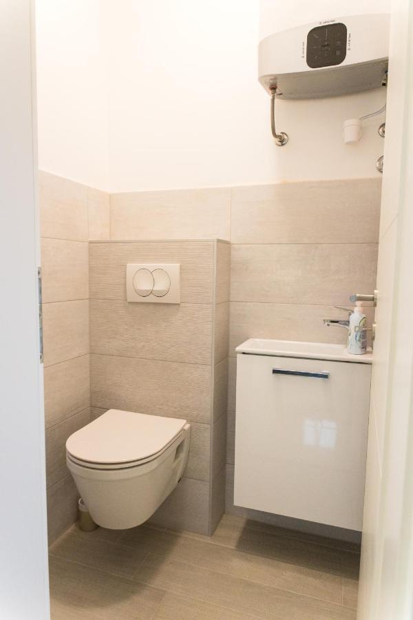 Apartment Zara - Luxury Apartment With Private Pool 外观 照片