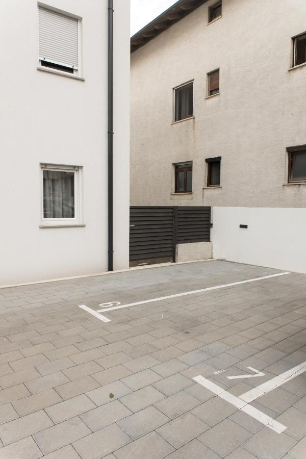 Apartment Zara - Luxury Apartment With Private Pool 外观 照片