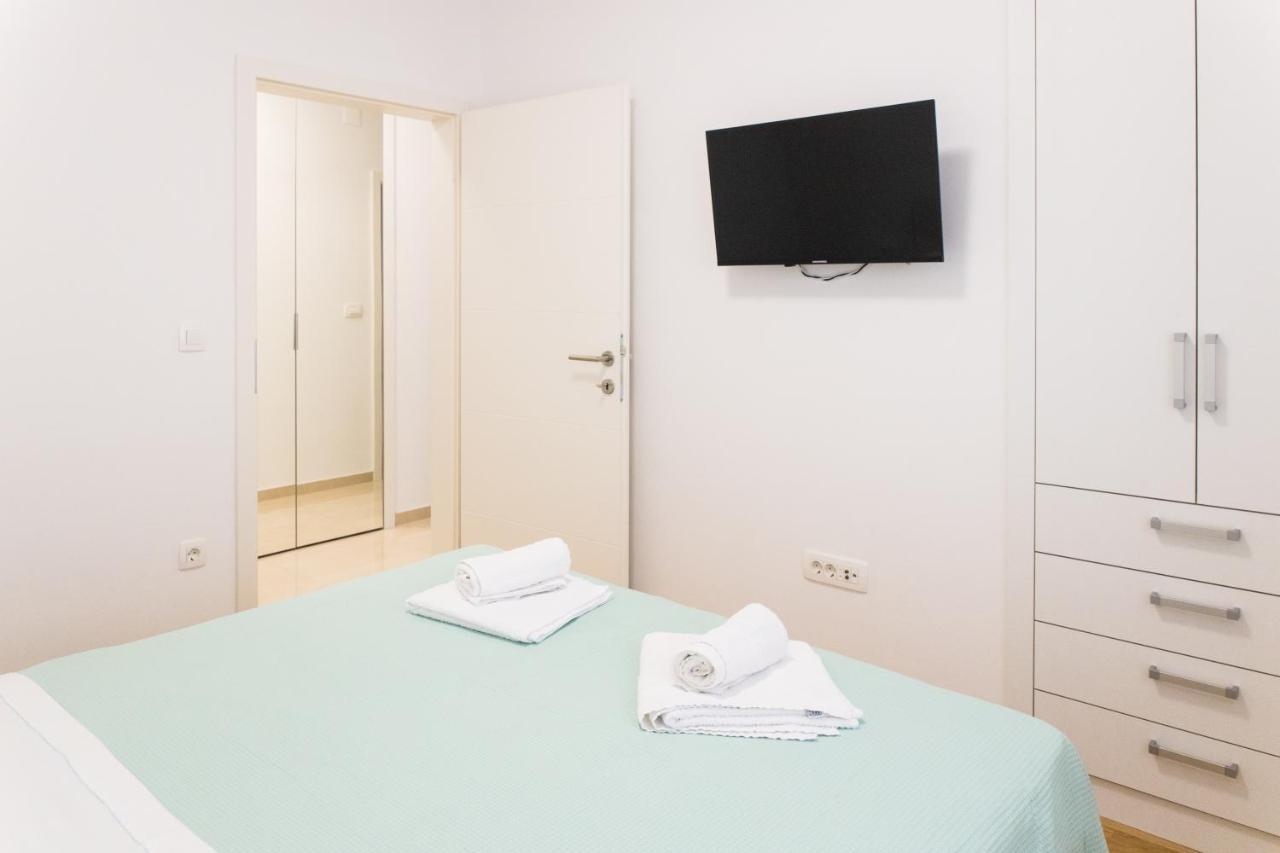 Apartment Zara - Luxury Apartment With Private Pool 外观 照片