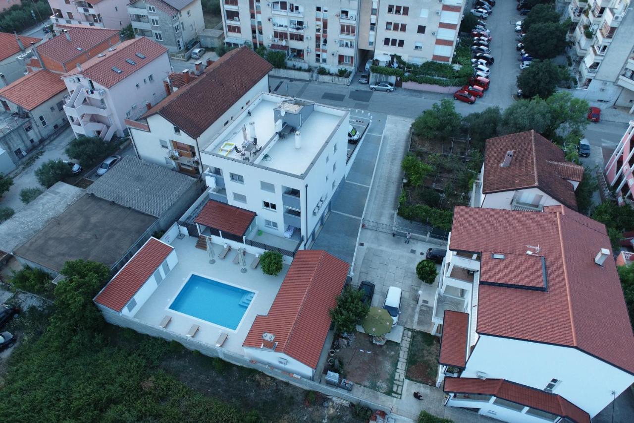 Apartment Zara - Luxury Apartment With Private Pool 外观 照片